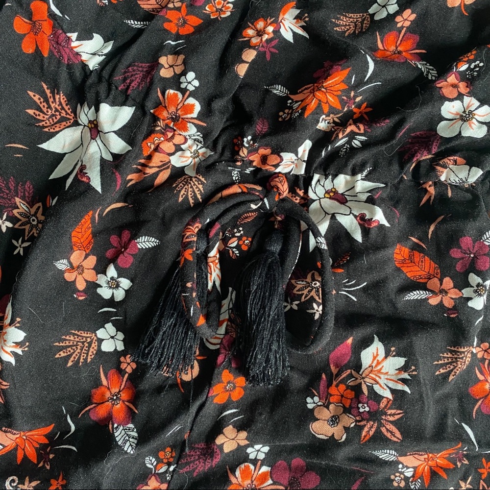 Floral Romper - Picture 3 of 4